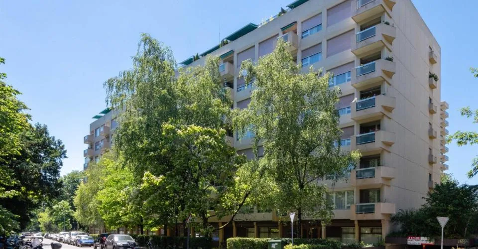 Quartier de Malagnou - Place de parc extérieure