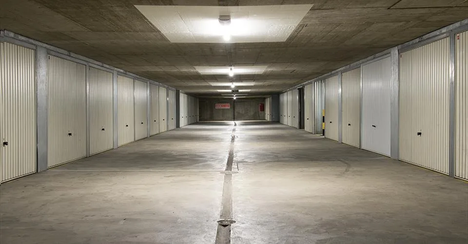 CHÂTELAINE - Place intérieure 2 roues