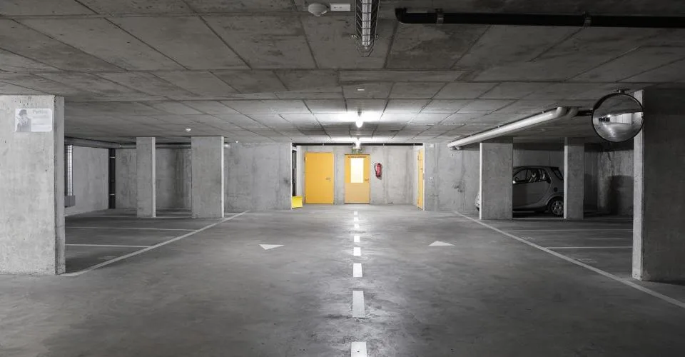 CHAMPEL - parking intérieur – Foto 4 von 5