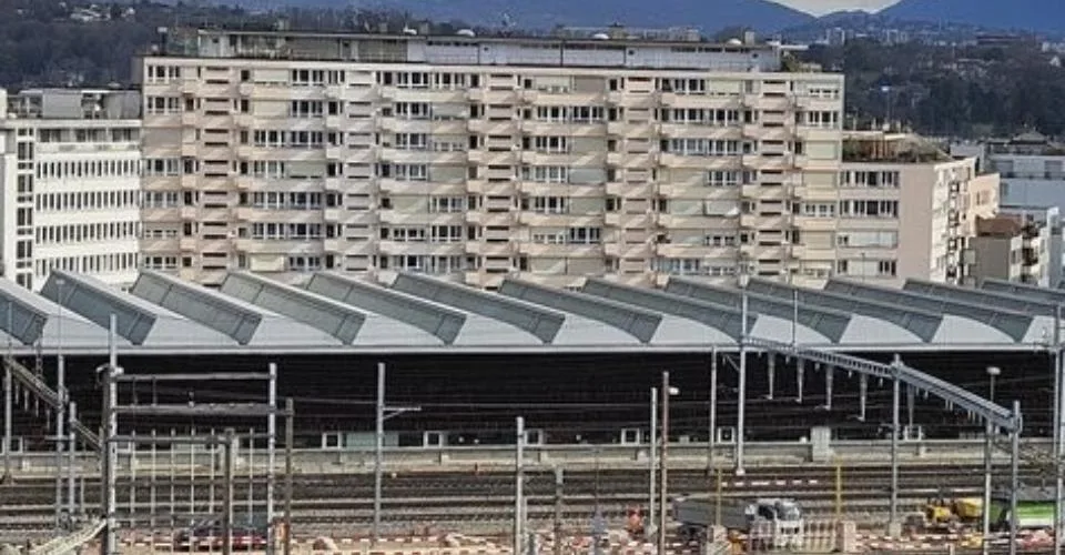 Box intérieur entre la gare et les Nations