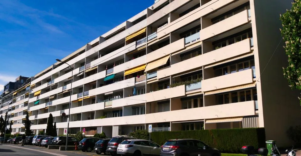 Place de parking intérieur en sous-sol
