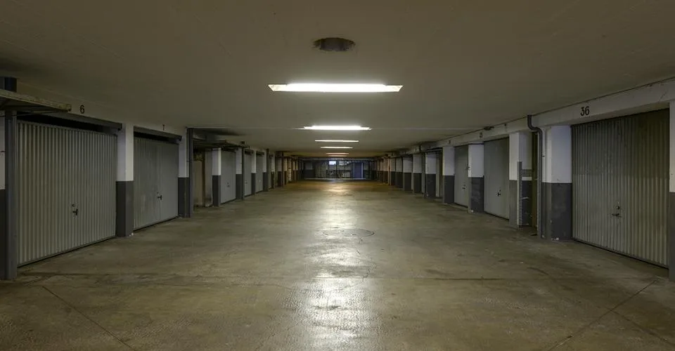 CHAMPEL - Route de Florissant 55 - Box intérieur
