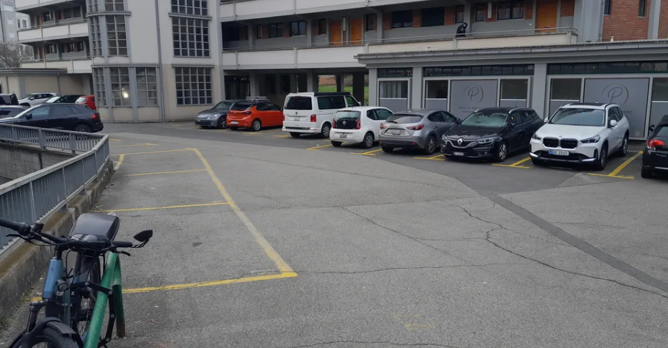 A louer - Place extérieure dans le quartier de Vermont