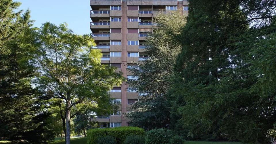 MEYRIN - parking extérieur N° 4