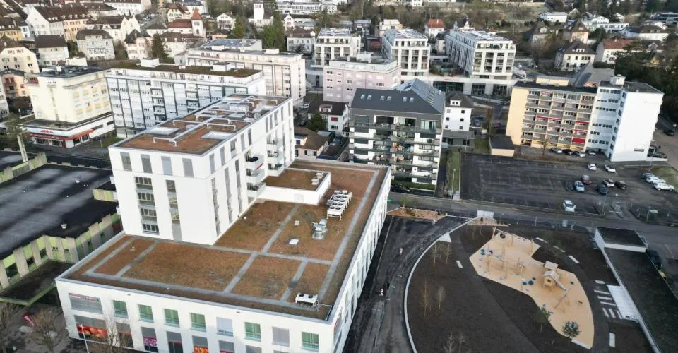 Delémont - Place de parc à louer (location 07h00-19h00)