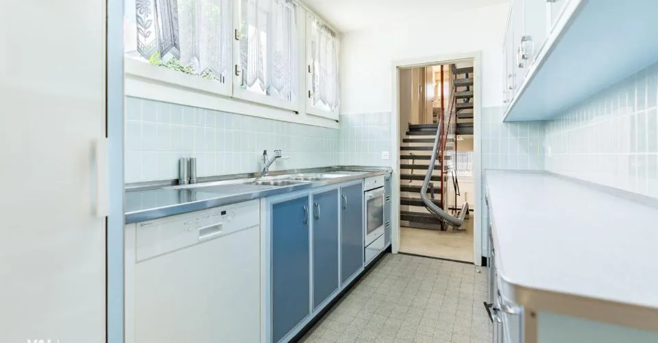 Seltene Gelegenheit: viel Raum, grosser Garten, zentrale Lage mit Gewerbeoption