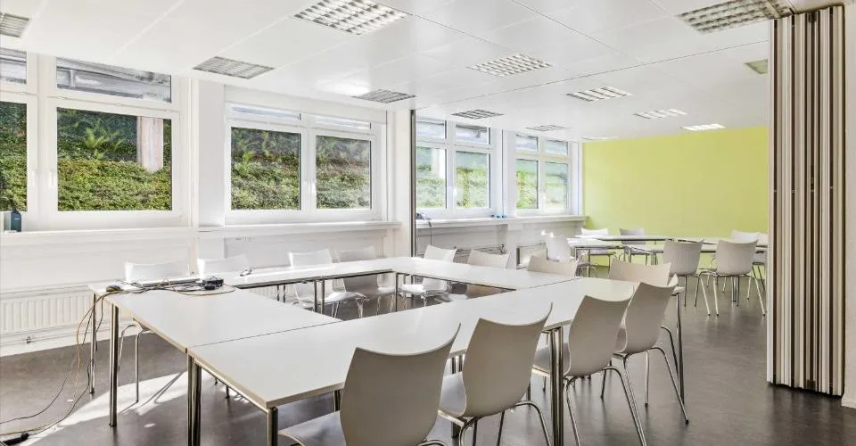 Attraktive Bürofläche an zentraler Lage in Horgen mit Blick auf den Zürichsee