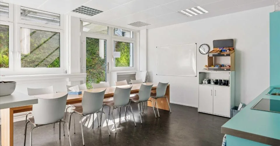 Attraktive Bürofläche an zentraler Lage in Horgen mit Blick auf den Zürichsee