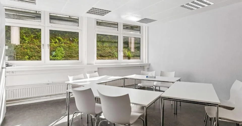 Attraktive Bürofläche an zentraler Lage in Horgen mit Blick auf den Zürichsee
