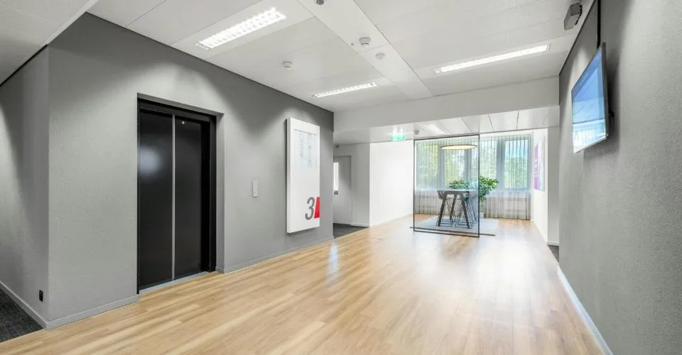 Bureaux et espaces commerciaux open space de 110 m² sur le campus Horgen Labs