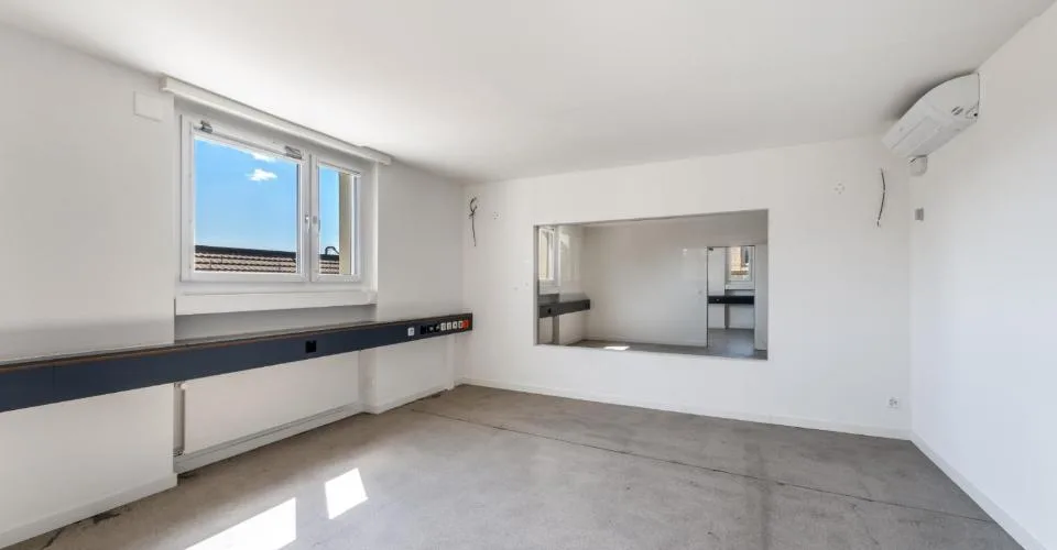 Espaces de bureaux à louer à Zurich, rue Stauffacherstrasse.