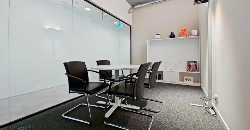 Privater Büroraum für 5 in Regus Andreaspark