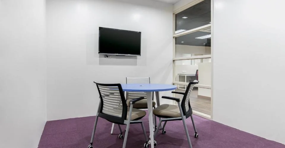 Arbeiten in Regus Spoom Glattpark oder weltweit