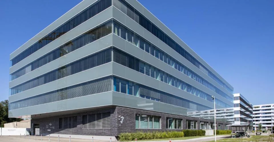 Privater Büroraum für 5 in Regus Business Park