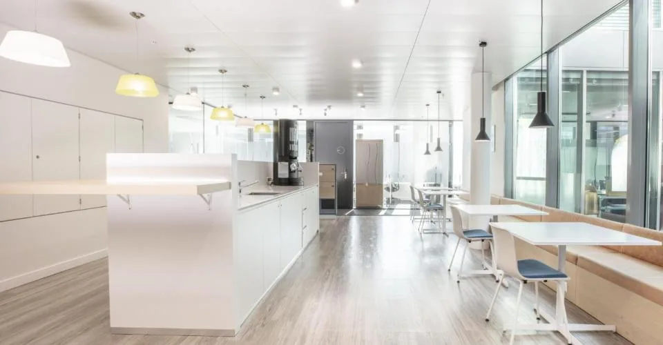 Privater Büroraum für 5 in Regus Business Park
