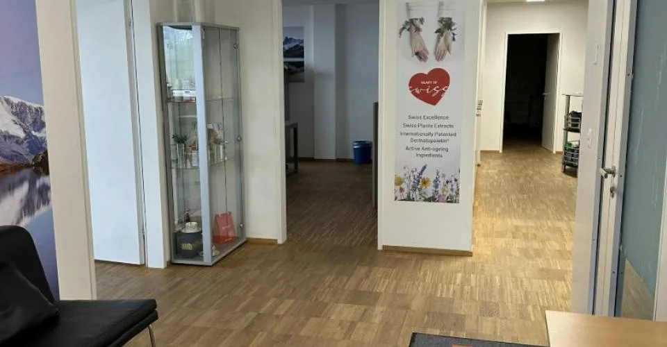 Le bureau agrandi recherche de nouveaux locataires