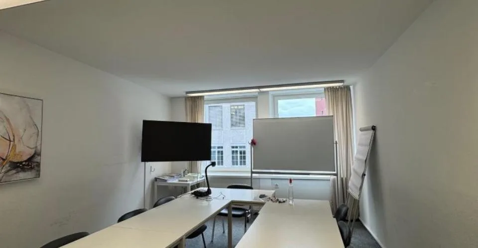 Des espaces de bureaux sont également disponibles à la location individuelle.