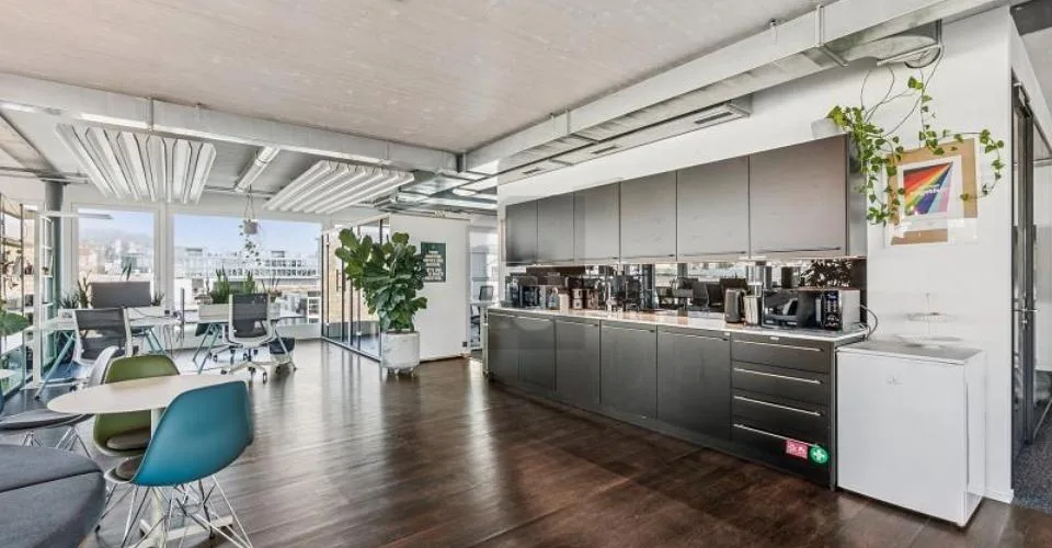 SMART-OFFICE IM PULSIERENDEN KREIS 5
