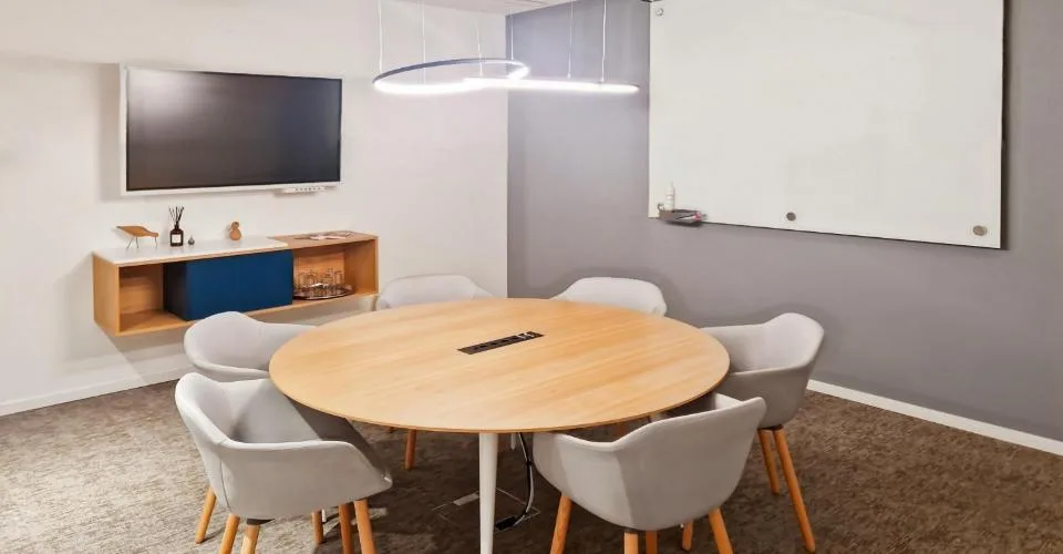 Eigener Schreibtisch in Spaces Z.ONE
