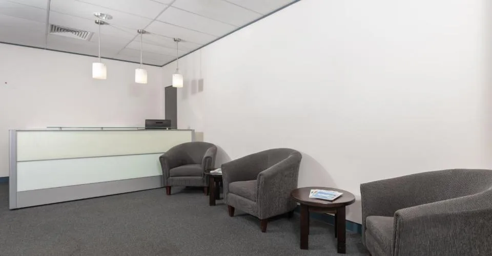 Privater Büroraum für 5 in Regus Spoom Green City, Manegg