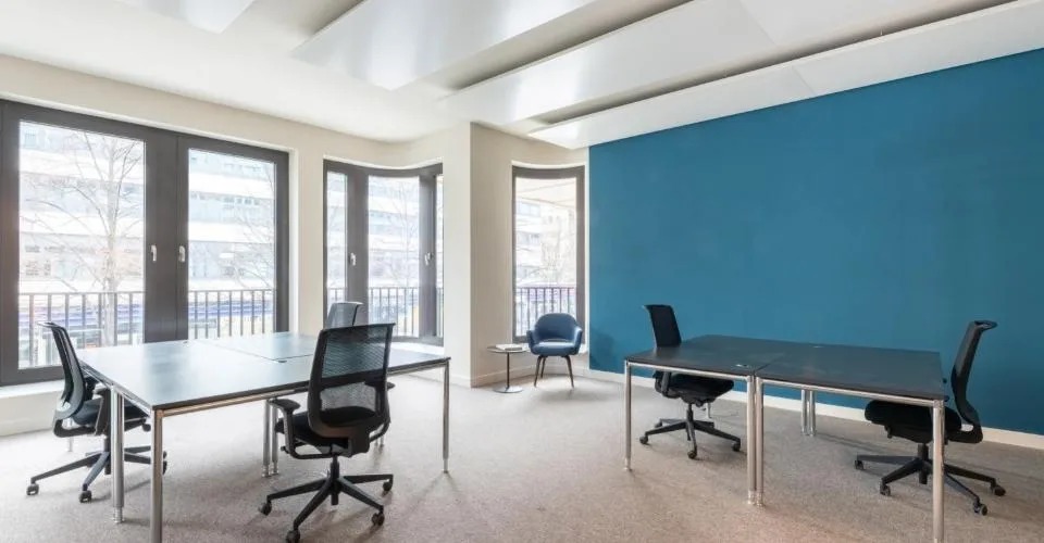 Privater Büroraum für 10 in Regus Business Park
