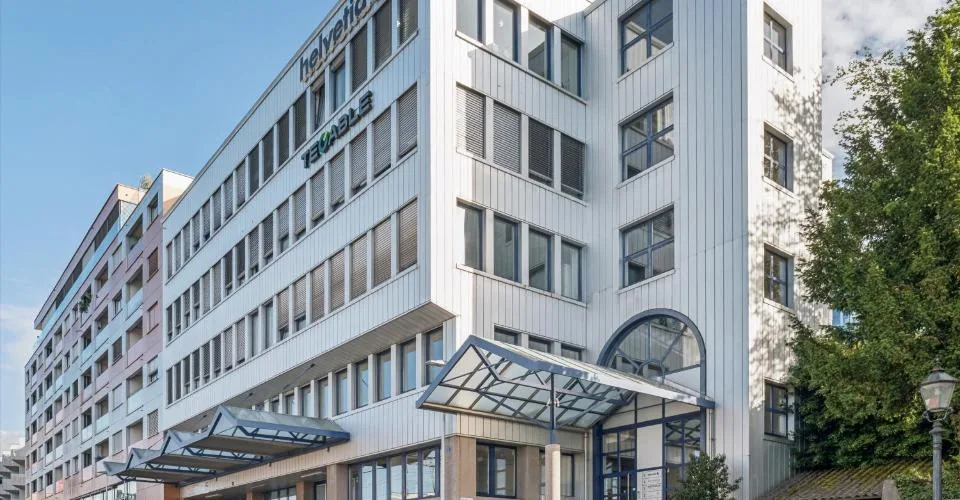 Arbeiten mit Seesicht: Attraktive Bürofläche im Herzen von Horgen
