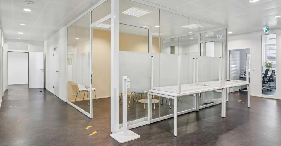 Arbeiten mit Seesicht: Attraktive Bürofläche im Herzen von Horgen