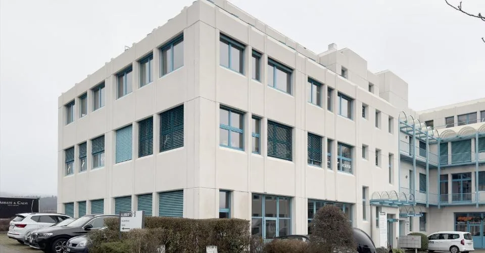 Des bureaux lumineux au dernier étage !