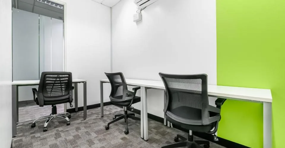 Privater Büroraum für 10 in Regus Spoom Green City, Manegg