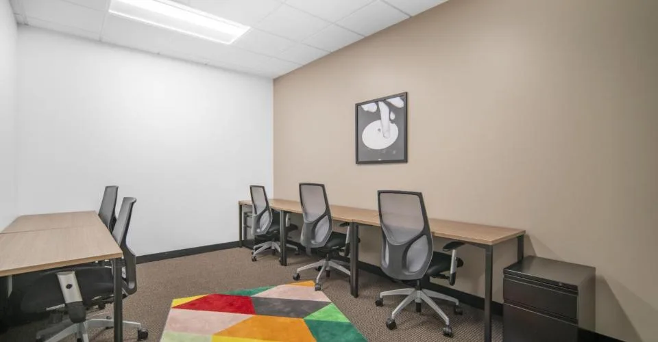 Privater Büroraum für 5 in Regus Spoom Glattpark
