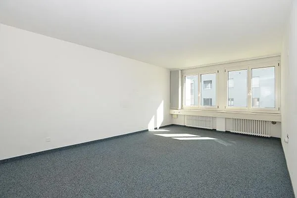 Pratique - espace de bureau à l'emplacement en haut