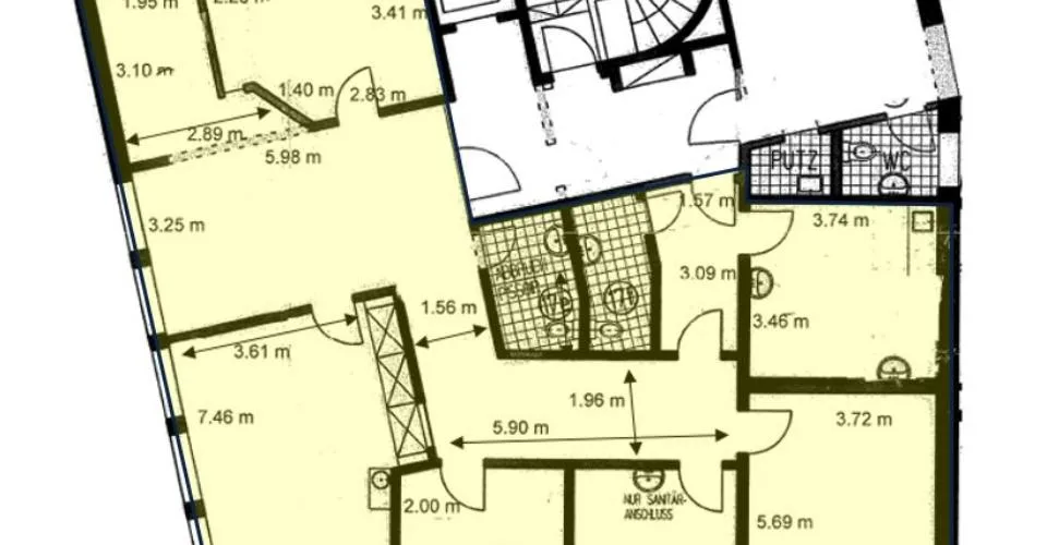 Pratique - espace de bureau à l'emplacement en haut