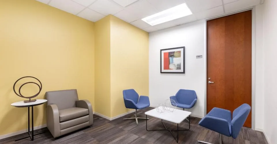 Privater Büroraum für 10 in Regus Spoom Glattpark