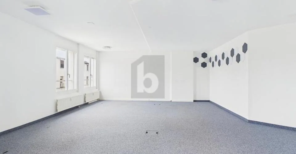 FLEXIBEL - AN SEHR GUTER LAGE