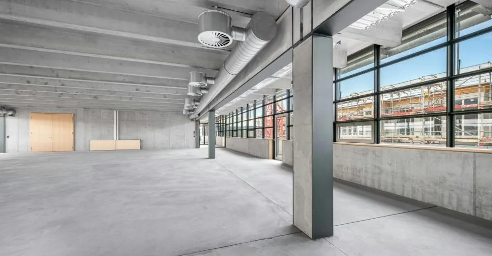 Bureau moderne (mixte) et espace commercial dans la nouvelle zone Zwhatt à partir de 300 m2