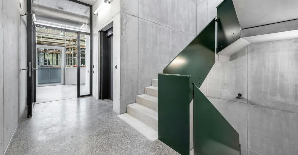 Bureau moderne (mixte) et espace commercial dans la nouvelle zone Zwhatt à partir de 300 m2