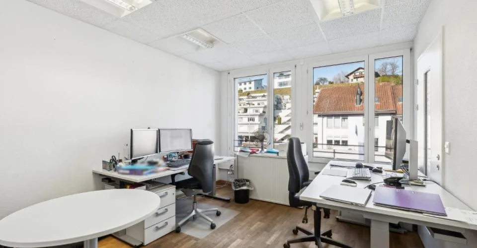 Flexible Büro-, Praxis- und Dienstleistungsfläche (55m² bis 124m²)