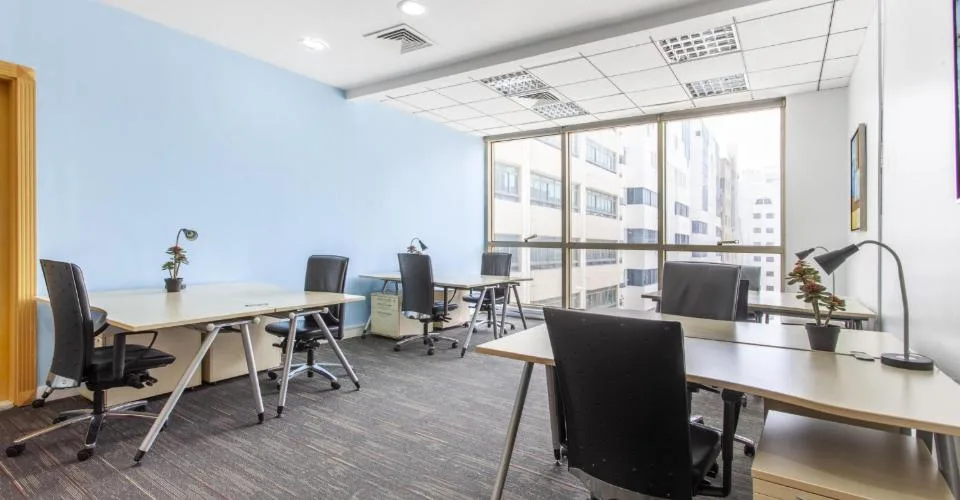 Privater Büroraum für 5 in Regus Spoom Kriens