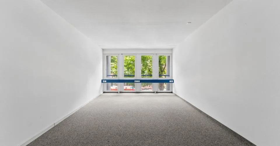 Flexible Büroflächen mit Entwicklungspotenzial an zentraler Lage