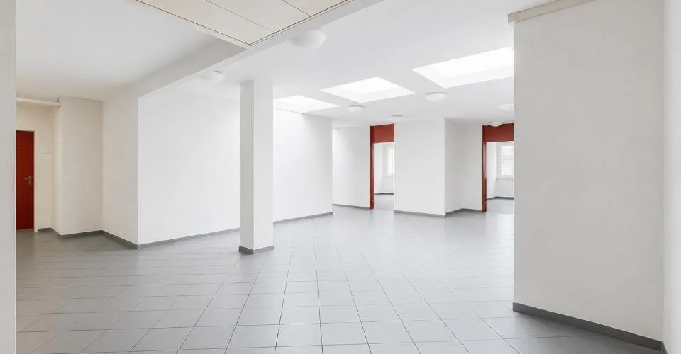 Flexible Büroflächen mit Entwicklungspotenzial an zentraler Lage