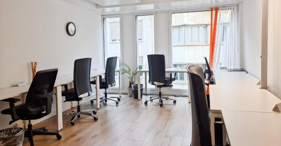 Privater Büroraum für 5 in Regus City Old Town
