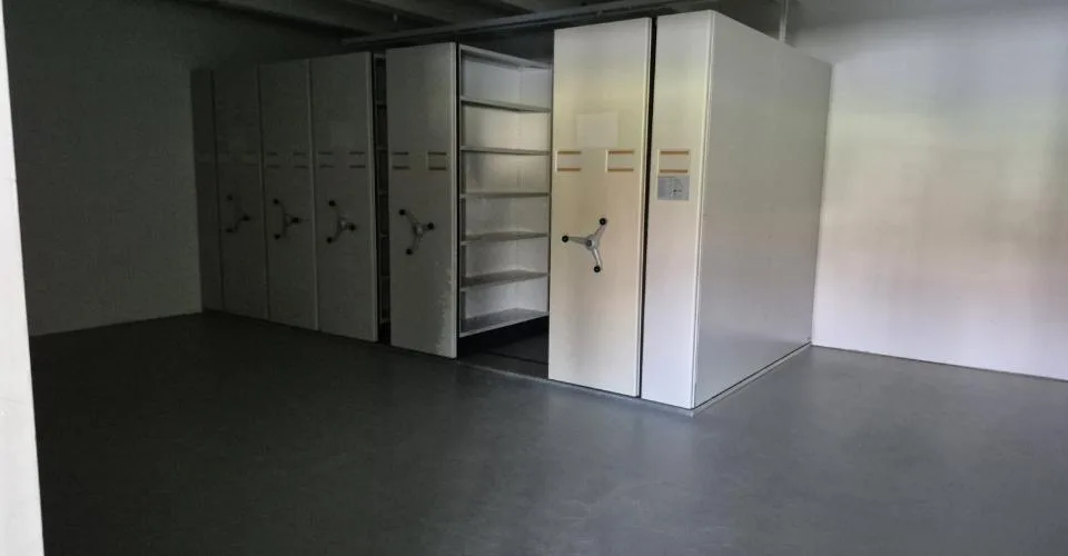 Bureaux lumineux et modulables-divisibles dans un emplacement central proximité de lautoroute