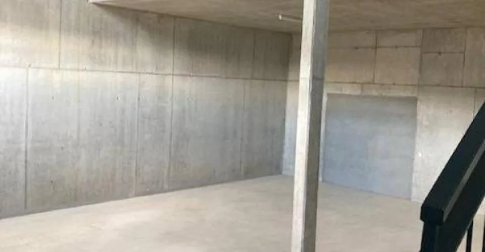 Administratif-Bureau 177.38 m² à Rueyres-les-Prés