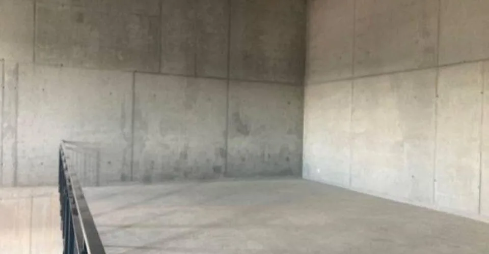 Administratif-Bureau 177.38 m² à Rueyres-les-Prés