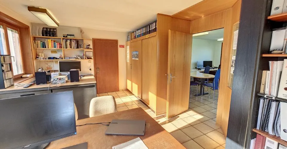 Bureaux - locaux commerciaux modulables de 68 m² à Domdidier - FR