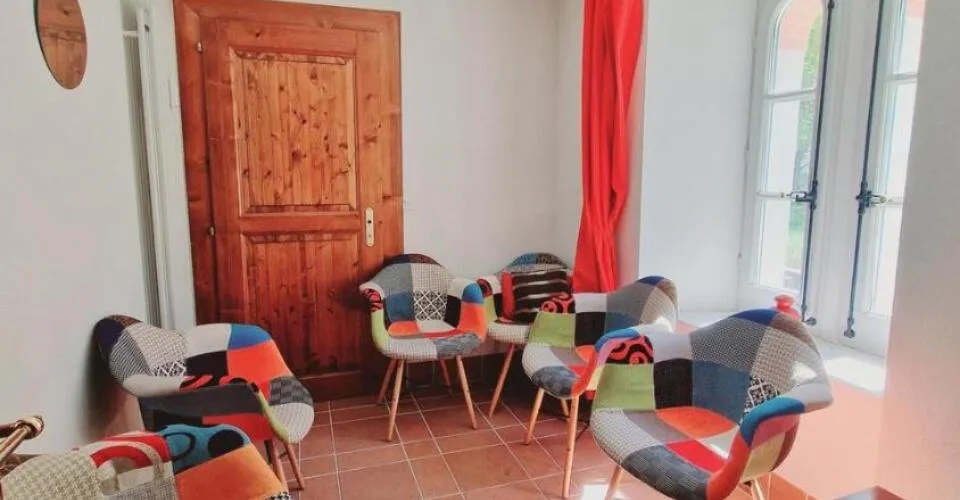 Bureaux atypiques avec cachet à louer – Bourguillon (Fribourg)