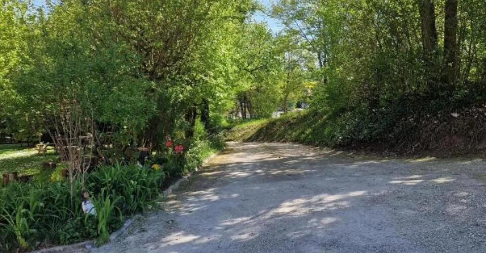 Bureaux atypiques avec cachet à louer – Bourguillon (Fribourg)