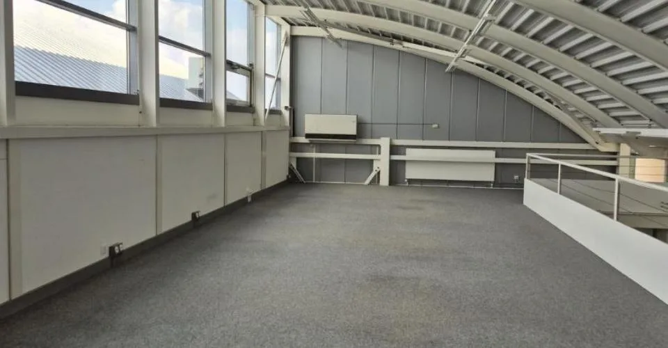 Surface de bureaux attractive dans la zone industrielle André-Piller