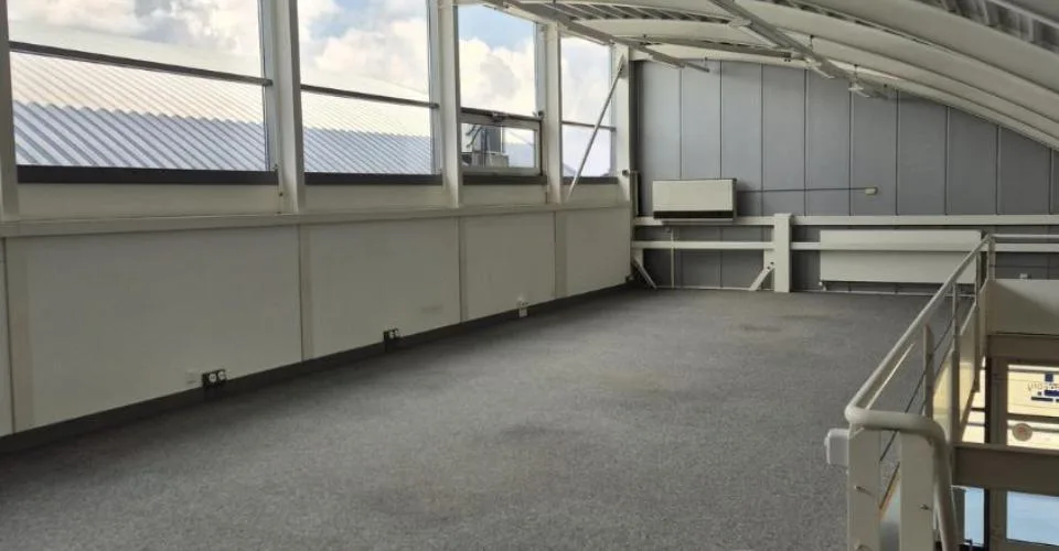Surface de bureaux attractive & climatisée dans la zone industrielle André-Piller