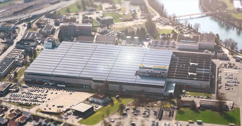 Surface de bureaux agrandie de 135 à 1500 m2 - sur le site Riverside à Zuchwil